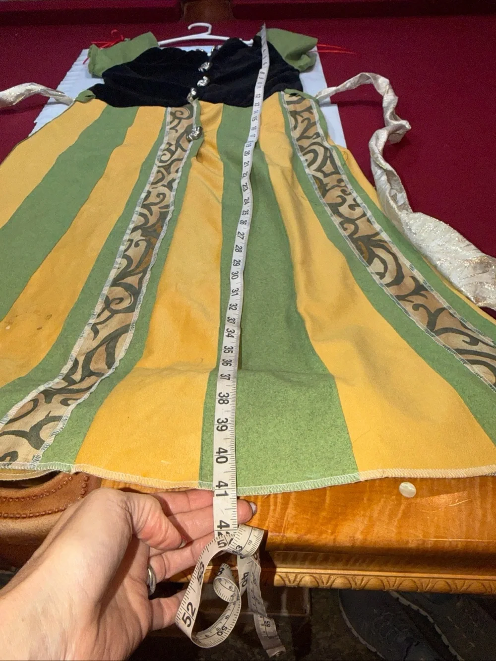 Princess ANNA black Green Yellow Coronation Dress, Disney Theatre, GIRLS Size XL